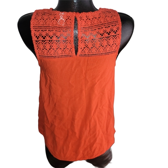 Old Navy Eyelet Yoke Sleeveless Top in Orange S - Picture 5 of 6